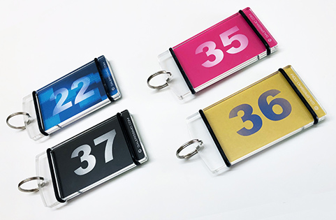 beidseitig beschriftbare Schlüsselanhänger